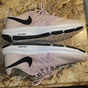Nike Swift running shoes